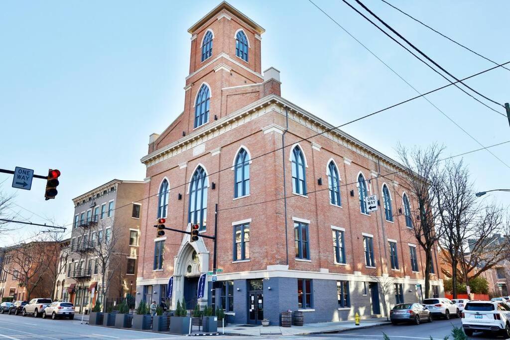 *new* Xquisitemidcenturym0d~ *otr* W/parking Cincinnati